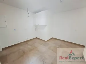 Pronájem ordinace, Praha - Vinohrady, Máchova, 70 m2