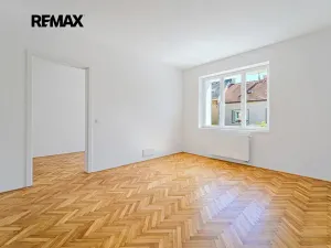 Prodej bytu 3+1, Slaný, Navrátilova, 84 m2