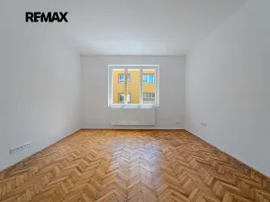 Prodej bytu 2+1, Slaný, Navrátilova, 76 m2