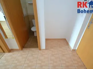 Pronájem bytu 2+kk, Praha - Nusle, Mojmírova, 45 m2