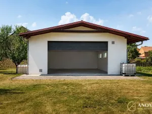 Prodej rodinného domu, Tučín, 332 m2