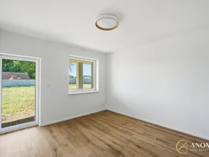 Prodej rodinného domu, Osek, 189 m2