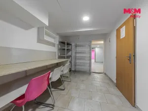 Prodej obchodního prostoru, Karlovy Vary - Drahovice, Vítězná, 147 m2