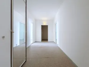 Prodej bytu 3+1, Milovice, Lesní, 112 m2