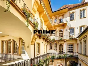 Pronájem kanceláře, Praha - Staré Město, Malé náměstí, 250 m2
