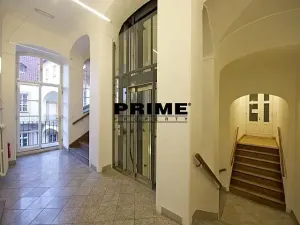 Pronájem kanceláře, Praha - Staré Město, Malé náměstí, 250 m2