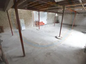 Pronájem komerční, Hrobce, 130 m2