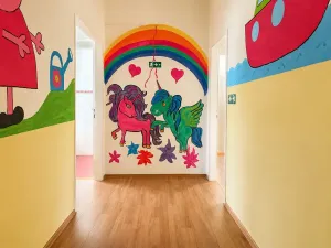 Pronájem kanceláře, Říčany - Strašín, Kaštanová, 250 m2