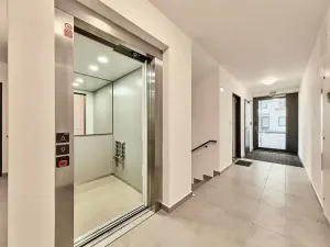 Pronájem bytu 3+kk, Trutnov, Chodská, 69 m2