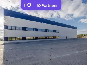 Pronájem skladu, Kostelec, 11700 m2