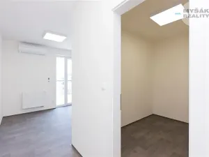 Prodej bytu 4+kk, Kladno, Vrchlického, 148 m2