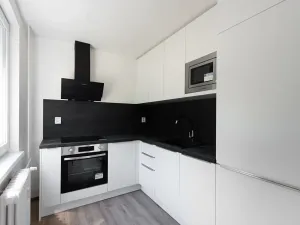 Prodej bytu 2+1, Praha - Lhotka, Zálesí, 42 m2