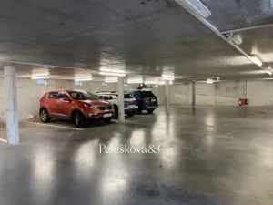 Prodej garážového stání, Praha, Formanská, 19 m2