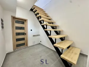 Pronájem bytu 2+kk, Jablonec nad Nisou, Nádražní, 55 m2