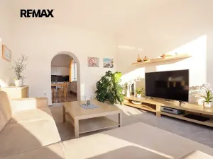 Prodej vícegeneračního domu, Praha - Vokovice, Půlkruhová, 385 m2