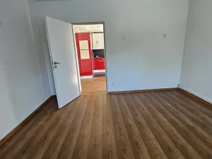 Pronájem rodinného domu, Velká Polom, Osvoboditelů, 300 m2