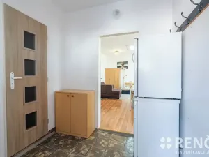 Pronájem bytu 1+kk, Moravany, Vnitřní, 42 m2