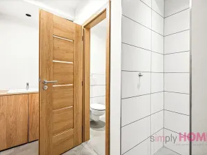 Prodej kanceláře, Praha - Holešovice, Jankovcova, 147 m2