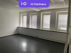 Pronájem skladu, Praha - Hostivař, U továren, 5000 m2