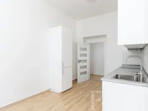 Pronájem bytu 1+kk, Praha - Libeň, Františka Kadlece, 33 m2