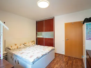 Pronájem bytu 2+kk, Praha - Zbraslav, Pickova, 56 m2