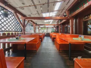 Pronájem restaurace, Zlín, Lešetín I, 400 m2