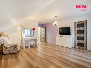 Prodej rodinného domu, Neumětely, V Chaloupkách, 210 m2
