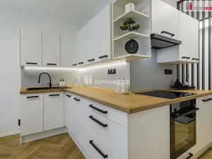 Prodej bytu 2+1, Sokolov, Mánesova, 61 m2
