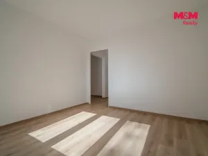 Prodej bytu 2+1, Orlová - Lutyně, Masarykova třída, 63 m2