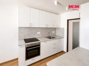 Pronájem bytu 3+1, Kladno - Kročehlavy, Plzeňská, 67 m2