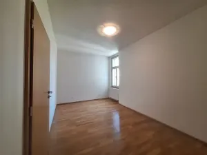 Pronájem bytu 2+kk, Praha - Nusle, Jaurisova, 48 m2