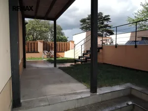 Pronájem bytu 2+kk, Praha - Smíchov, U Malvazinky, 38 m2