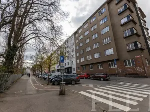 Pronájem bytu 2+kk, Praha - Holešovice, U Pergamenky, 58 m2