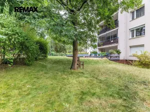 Prodej bytu 2+kk, Praha - Břevnov, Na Petřinách, 41 m2