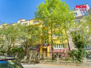 Prodej bytu 2+kk, Praha - Nusle, U družstva Život, 56 m2