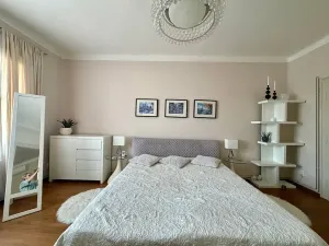 Pronájem bytu 2+1, Praha - Bubeneč, Rooseveltova, 70 m2