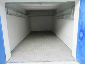 Pronájem garáže, Brno, Kneslova, 19 m2