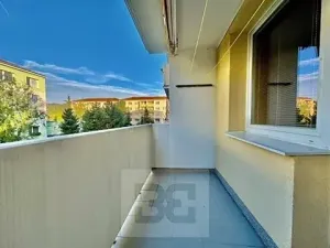 Pronájem bytu 1+1, Mokrá-Horákov, 38 m2