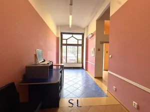 Pronájem obchodního prostoru, Liberec, nám. Sokolovské, 79 m2