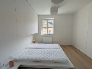 Pronájem bytu 2+kk, Praha - Košíře, Musílkova, 47 m2