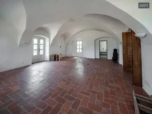 Prodej zemědělského objektu, Vlasatice, 5889 m2