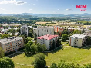 Prodej bytu 1+kk, Chlumec, Zalužanská, 34 m2