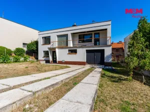Prodej rodinného domu, Chvaletice, Budovatelů, 180 m2