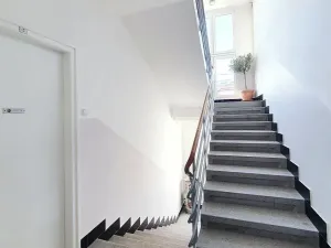 Pronájem bytu 2+kk, Praha - Podolí, Levá, 46 m2