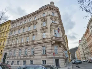 Pronájem bytu 2+kk, Praha - Smíchov, Janáčkovo nábřeží, 80 m2