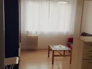 Pronájem bytu 1+kk, Praha - Hostivař, Lyžařská, 20 m2
