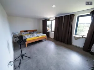 Prodej komerčního pozemku, Vlasatice, 83936 m2