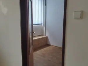 Pronájem kanceláře, Brno, Pod sídlištěm, 65 m2
