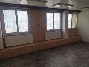 Pronájem kanceláře, Brno, Pod sídlištěm, 65 m2