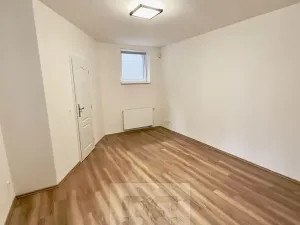 Pronájem bytu 3+kk, Praha - Smíchov, Na Provaznici, 74 m2